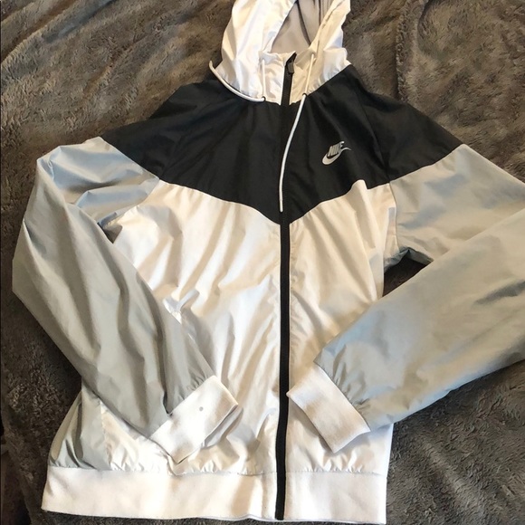 Nike Other - Nike windbreaker